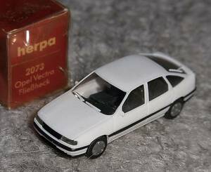 1/87 Opel Vectra GL white OPEL VECTRA