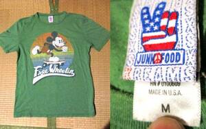 JUNK FOOD　BEAMS ミッキーマウス　スケボー　緑　USA Tシャツ　Disney　スケーター