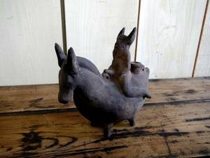  South America series? earth . donkey .... demon image / earthenware * departure . goods * earth image 