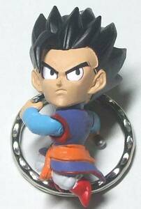 ドラゴンボール 孫悟飯 フィギュアキーホルダー 郵送無料