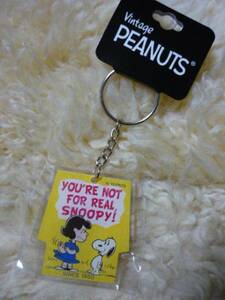 スヌーピー/PEANUTS★アクリルキーホルダー★イエロー★おうちがた