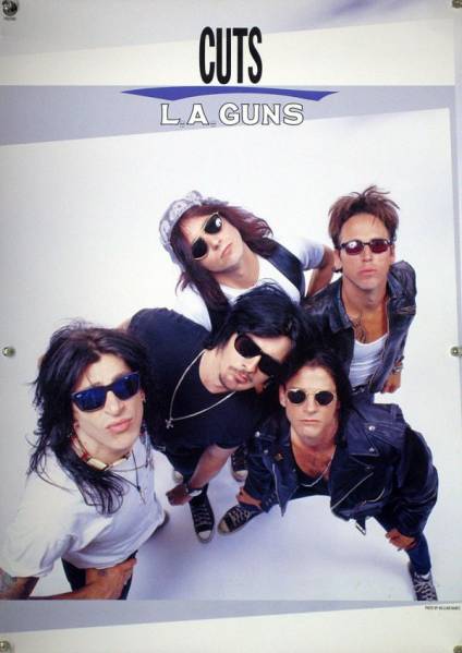 ULTIMATE L.A. GUNS CD フィルルイス直筆サイン入りポスター付 超貴重】L.A.GUNS フィリップ・ルイス 直筆サイン入りフォト