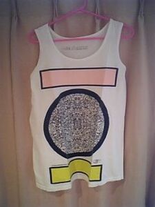  Patrick so dozen tamTV noise tank top 