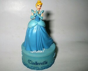 ☆Disney☆Cinderella☆シンデレラ☆陶器製☆小物入れ☆人形☆ディズニー☆コーラ