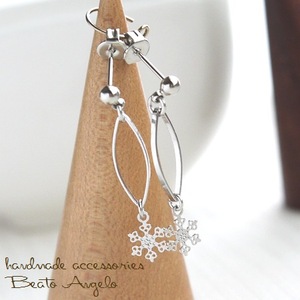 *.+angelo+ snow. crystal. ma- Kiss earrings (p-001)S simple post earrings 