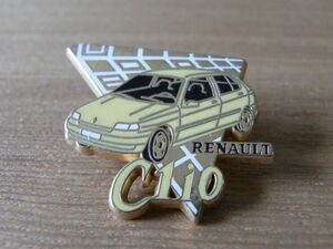 古いピンバッジ：RENAULT ルノー（黄）広告 車 ピンズ #E