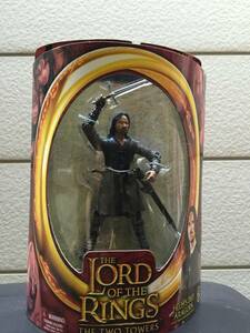 新品トイビズ ロードオブザリング HELM'S DEEP ARAGORN フィギア