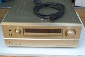 中古＊　DENON　　　AVC-A1D　　（ジャンク扱い）