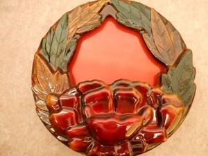 * case / leaf pattern / tea color / sculpture / length : approximately 30./ width : approximately 30.