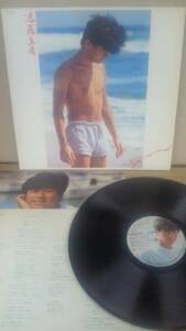 ☆USED 近藤真彦 「RISING (写真集付)」 レコード LP☆