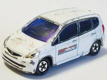 x2★トミカミニカー2002ホンダ フィット シティパーキング 白100_画像1