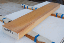 欅 ケヤキ　1225×204×66　新品 材木 角材 20年以上乾燥_画像1