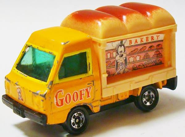 ディズニー　トミカ　プルート　グーフィ　マックス Amazon | トミカ ディズニー ミッキーマウスとロードレーサーズ