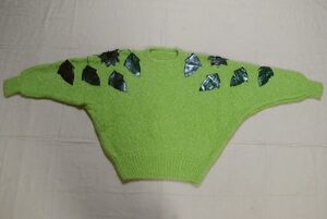 ■美品:葉っぱを付けた大きいサイズの緑系セーター XL位　　　 DmV18