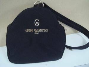 Gianni valentino 　★布製　★リュックサック　★ブラック　　E１