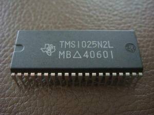 Texas Instruments TMS1025N2L IC 未使用品