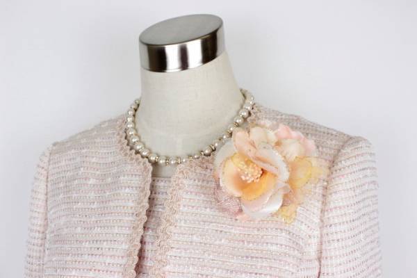 新品 コサージュ 花 髪飾り 結婚式 フォーマル 卒業式 入学式 ラブリークィーン 百貨店品