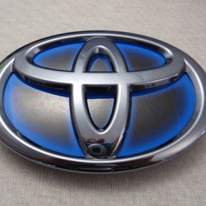 7トレジャー 【 トヨタ ZVW40系 プリウス α TOYOTA ZVW40系 PRIUS α 】 プラチナ ブラック フロント トヨタマーク エンブレム