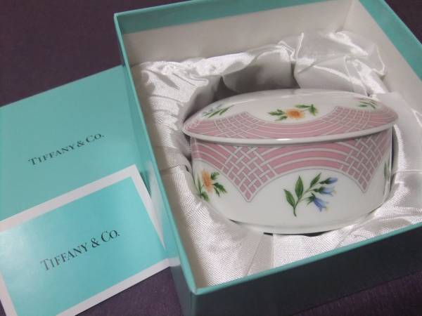 【新品・未使用】非売品 Tiffany &amp; Co. ティファニー スノードーム 2025年最新】ティファニー スノードームの人気アイテム - メルカリ