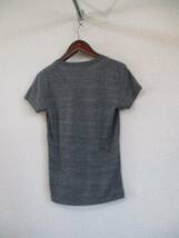 BROWNYVINTAGEグレーVネック半袖Tシャツ（USED）40616_画像3