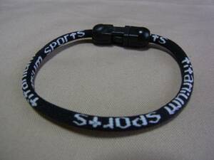 TITANIUM SPORT bracele black USED