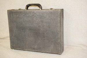  genuine article Valextravarek -stroke la top class SV metal fittings attache case exotic leather Elephant . leather light weight Vintage Old goods 