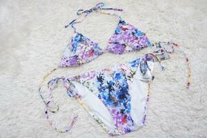  tag attaching * Victoria Secret * step frill bikini top and bottom :M