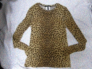 @90 BCBG Max Azria BCBGMAXAZRIA очень красивый товар леопардовая расцветка cut and sewn размер L быстрое решение : большой размер женский 
