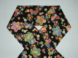 木綿の半衿、桜と蝶と鈴、黒
