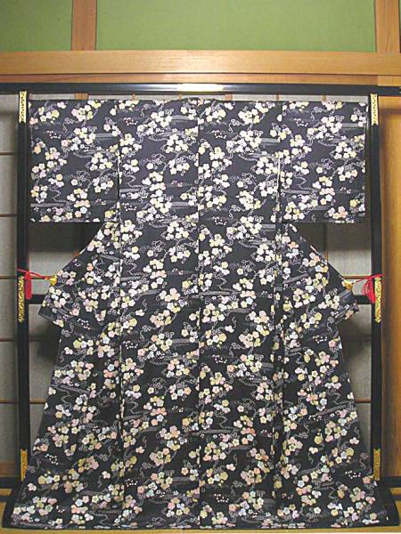 訳あり 新品【御仕立上】正絹 地紋入り友禅袷小紋 21,999円