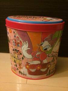 * Disney Land confection. empty can Clan chi* daisy 