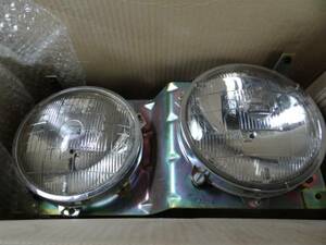  unused -92 year Jaguar /XJ40/ head light - right PS975294