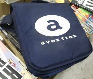 @[ new goods ]avex trax record bag approximately 30 pcs storage that era. former times Logo missed record bag AVEX=avex trax * takkyubin (home delivery service) only acceptance Y3