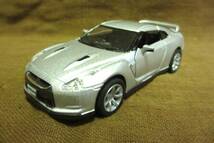 KINSMART キンスマート 1/36 GT-R R35 ダイキャスト_画像1