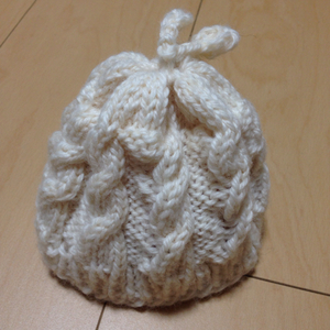 ハンドメイド 赤ちゃん ニット帽 ホワイト ベビー帽 暖か 手編み