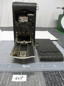 409 rare ko Duck. antique camera 