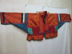  race costume anti k little number mountains race myao group quilt *mola embroidery . south . China 