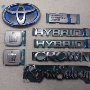 【 TOYOTA 210系 CROWN RoyalSaloon HYBRID トヨタ 210系 クラウン ロイヤル サルーン ハイブリッド 】 プラチナ ブラック エンブレム 8点