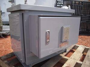  Scott transformer 7,5KVA unused goods outdoors for rainproof case 1 pcs only 