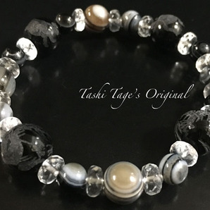 風水四神!彫りオニキス&チベットメノウ(天眼石)AAのブレス