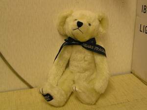  antique style. bear. soft toy { white ( ivory )}