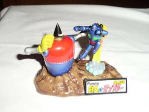  Tetsujin against Monstar Furuta Confectionery 