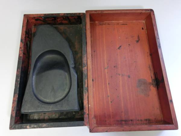 硯■説築博巌 大すずり 大振り 古い硯石 書道道具 木蓋 木箱入り 骨董品■ 硯□説築博巌 大すずり 大振り 古い硯石 書道道具 木蓋 木箱入り