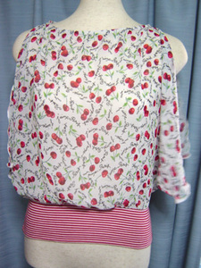  Cherry pattern common common chiffon blouse [ new goods ] M size 