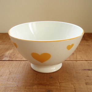  rare France Vintage dead stock cafe au lait bowl 60 period modern . yellow color. Heart pattern * photographing production for old tool etc