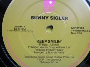 BUNNY SIGLER/KEEP SMILIN'/BOBBY BENNETT/DAYS GO BY/フィリー