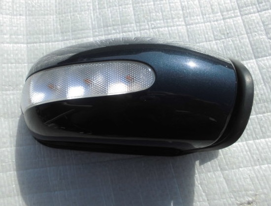 ベンツW203右ドアミラーC180サイドミラー純正ウィンカーLED189