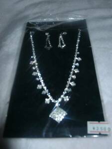  prompt decision!N1* gorgeous necklace & earrings 2 point set * rhinestone 