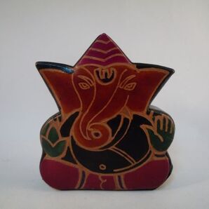 ガネーシャ 本革 インド 革製 貯金箱 象 アジア 手作り 置物 自立できる優れもの 手作り 貯金 チョッキン