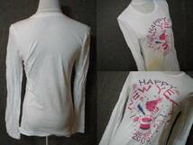 USA購入 人気アメカジブランド オールドネイビー【OldNavy】 『HAPPY NEW YEAR 2009』ロングTシャツ US M サイズ ホワイト_画像2